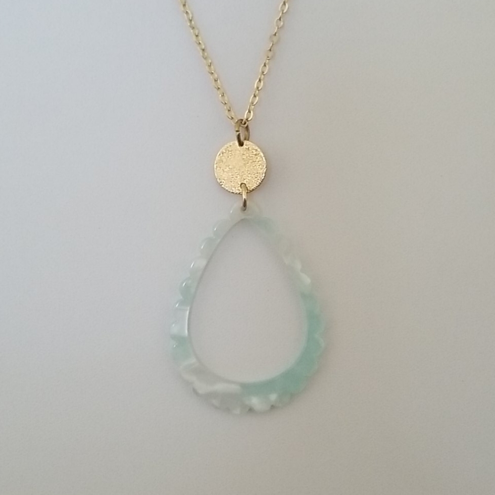 Teardrop Pendant Necklace